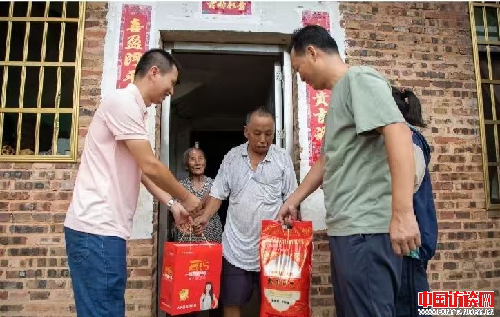 三下乡｜衡师青年走访小坪村：物资送温暖 光影留温情